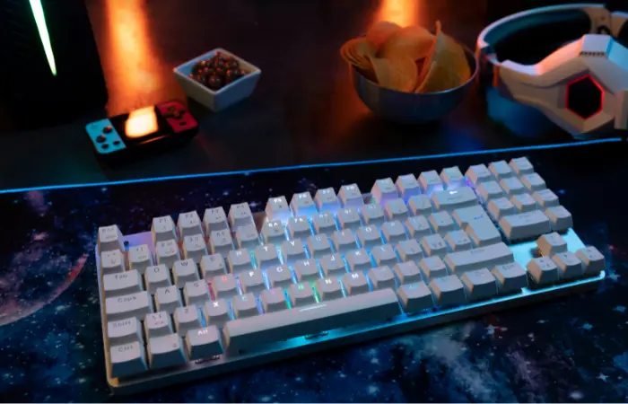 While shopping for any gaming keyboard, your budget also has a key role in what you can typically expect in terms of performance, features